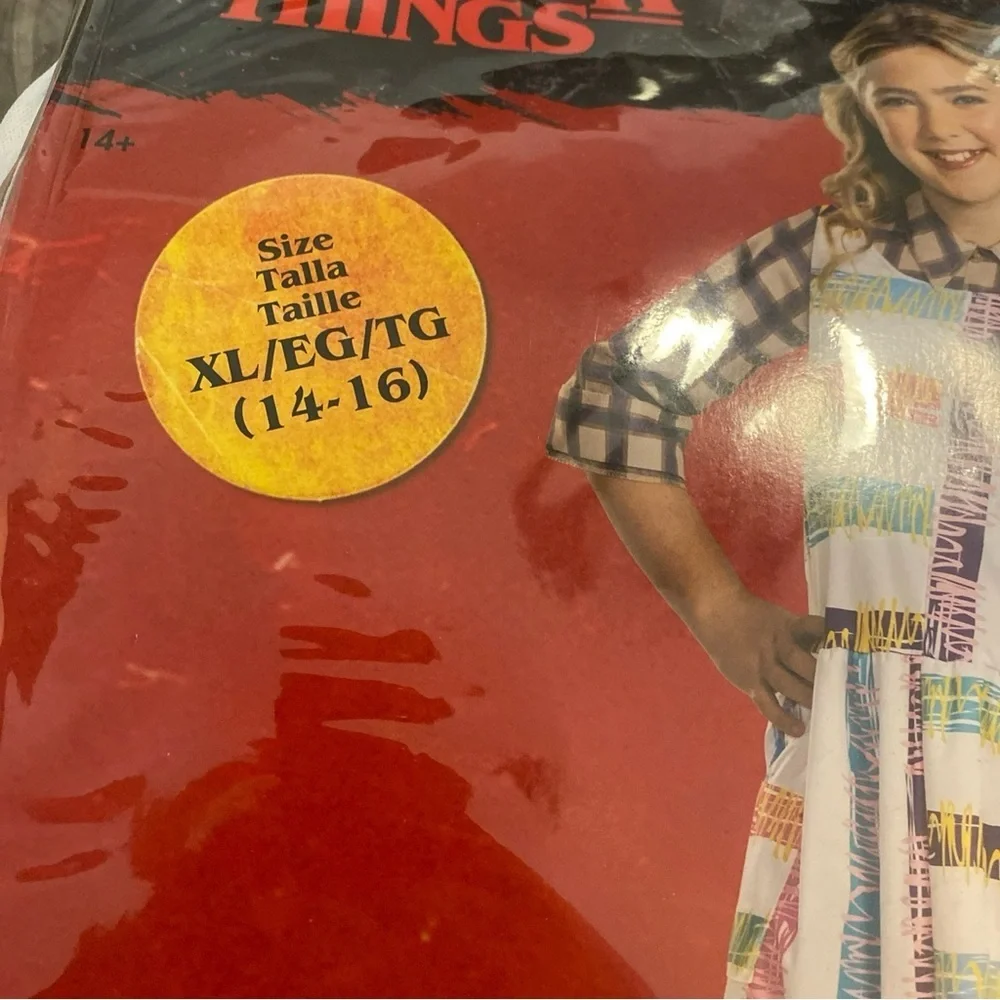 Stranger Things Halloween Costume Elle Season 4 Halloween size XL NEW